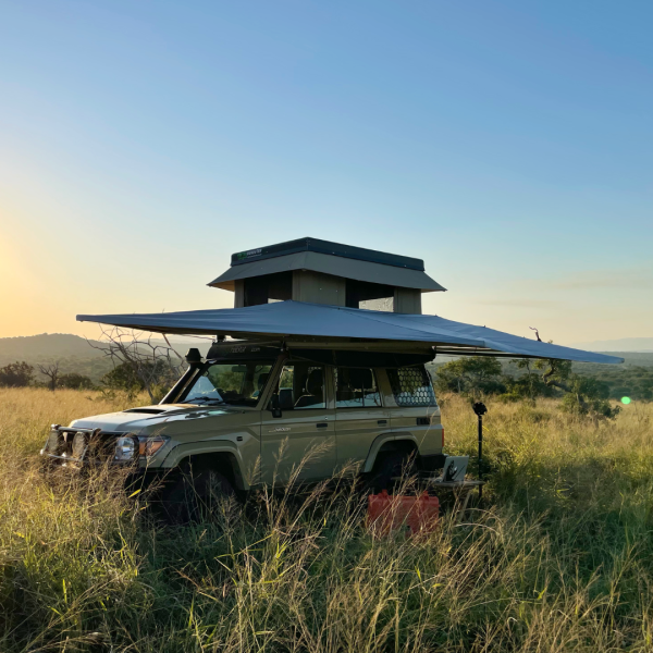 Bunduawn vehicle awning and buntutop tent from Bundutec on top of a bakkie in South Africa