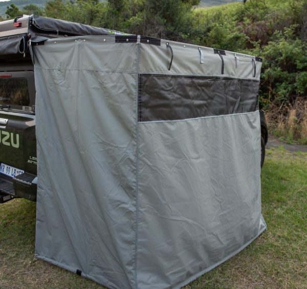 Bundusuite tent from Bundutop attached to a vehicle