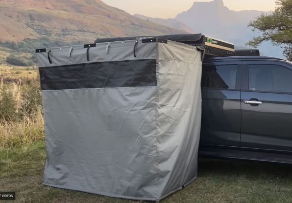 Bundusuite tent from Bundutop attached to a vehicle